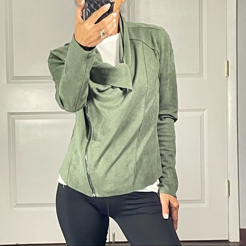 Blank NYC Green Lightweight Faux suede Moro jacket size S - Picture 4 of 14